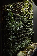 Moss Hotel