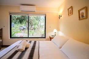 Casa de Noah Bed & Breakfast