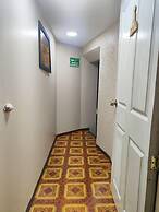 Hostal Latitud Ecuem