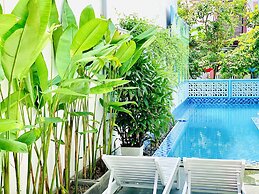 Grand Holiday Villa