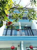 Grand Holiday Villa