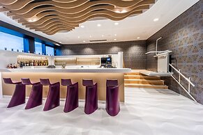 Prize by Radisson, Bern City