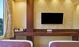 Treebo Premium The Crystal, Chinar Park