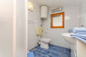 Apartments Milivoj