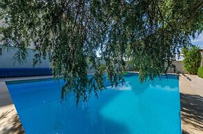 Apartments Milivoj