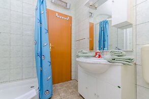 Apartments Milivoj