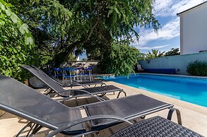 Apartments Milivoj