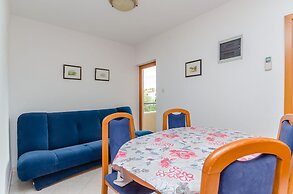 Apartments Milivoj