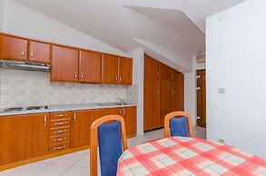 Apartments Milivoj