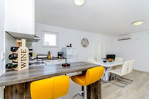 House Ivana
