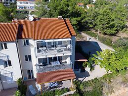 Apartments Ena
