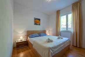 Apartments Ena