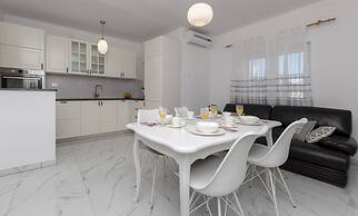 Apartments Jasna