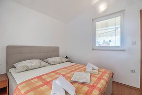 Apartments Ivo