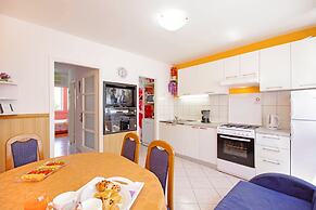 Apartments Mise