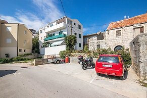 Apartments Tolj