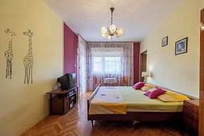 Apartment Frane