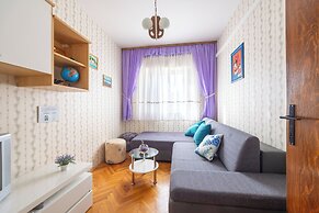 Apartment Frane