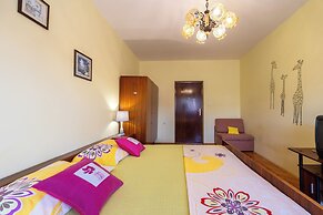 Apartment Frane