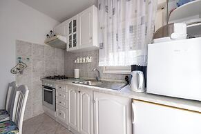 Apartment Frane