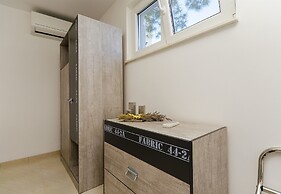 Apartment Mirjana