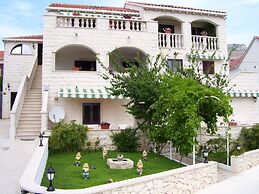 Apartments Fani