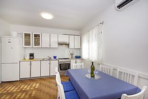 Apartment Danica