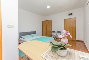 Apartments Sweet Escape