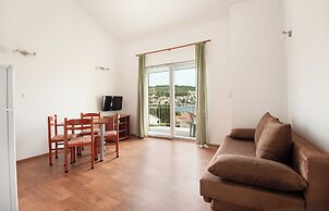 Apartments Lumaduma