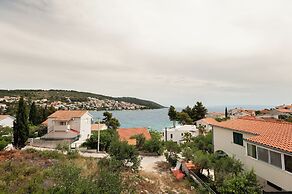 Apartments Lumaduma