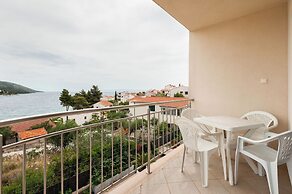Apartments Lumaduma
