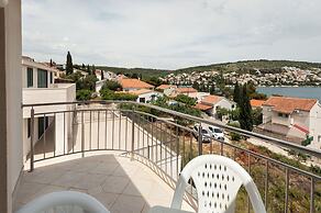 Apartments Lumaduma