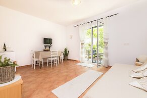 Apartments Seric