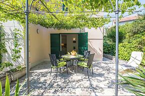 Apartments Seric