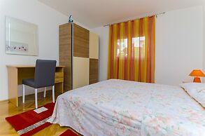 Apartments Karlo