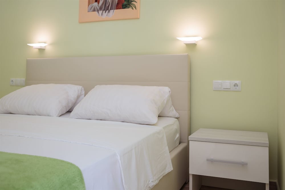 Apartments and Room Alen