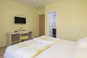 Apartments and Room Alen