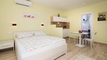 Apartments and Room Alen