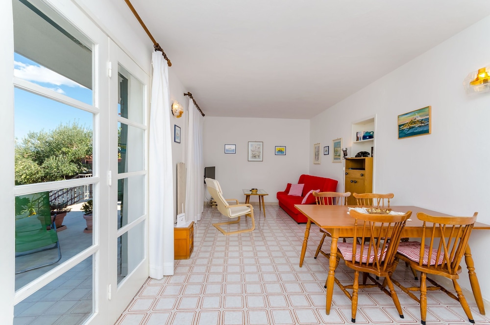 Apartment Neven