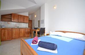 Apartments Mara