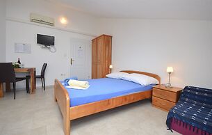 Apartments Mara