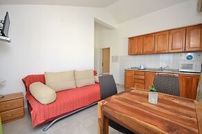 Apartments Mara
