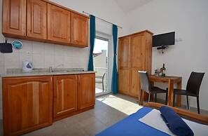 Apartments Mara