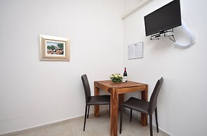 Apartments Mara