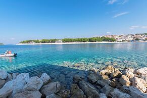 Apartments and Rooms Jakov