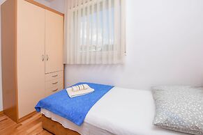 Apartments Aurel