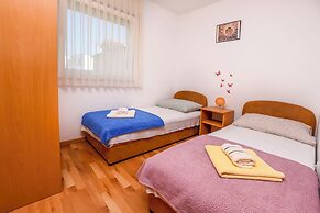 Apartments Aurel