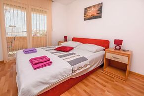 Apartments Aurel