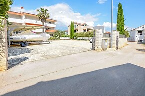 Apartments Aurel