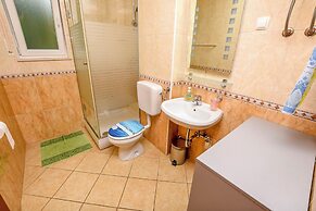 Apartments Aurel